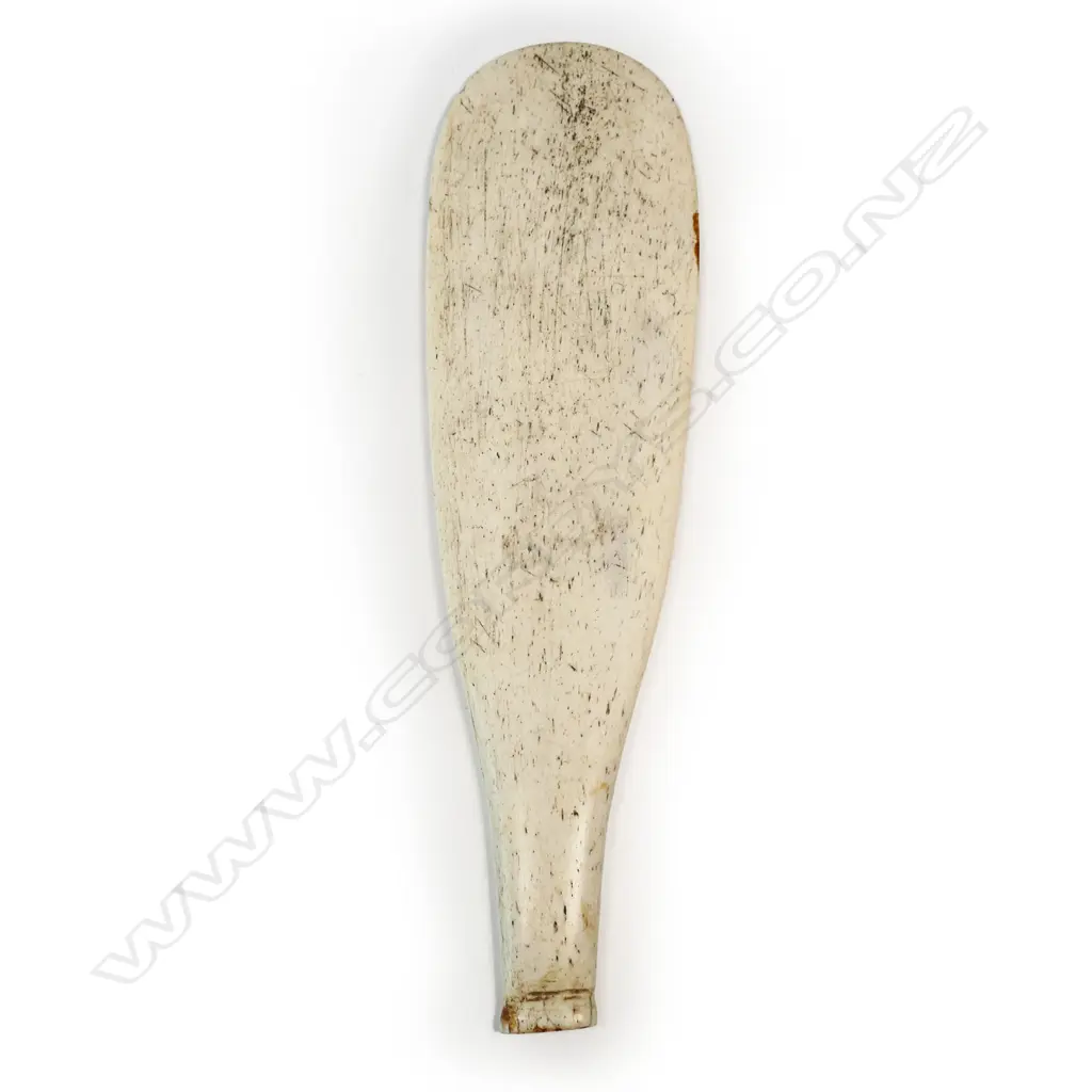 A 19thC or earlier Māori whalebone patu, Image 1++